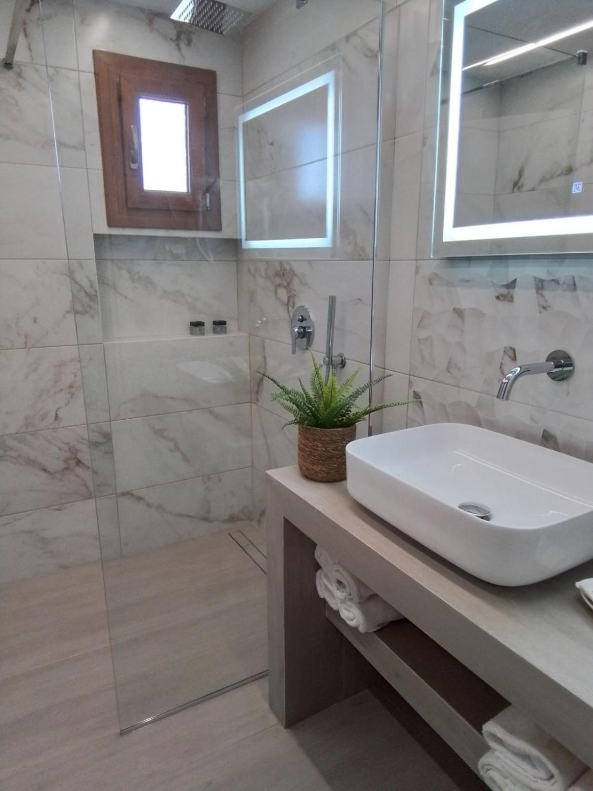 Kallikratia Suites 1 Nea Kallikrateia Buitenkant foto