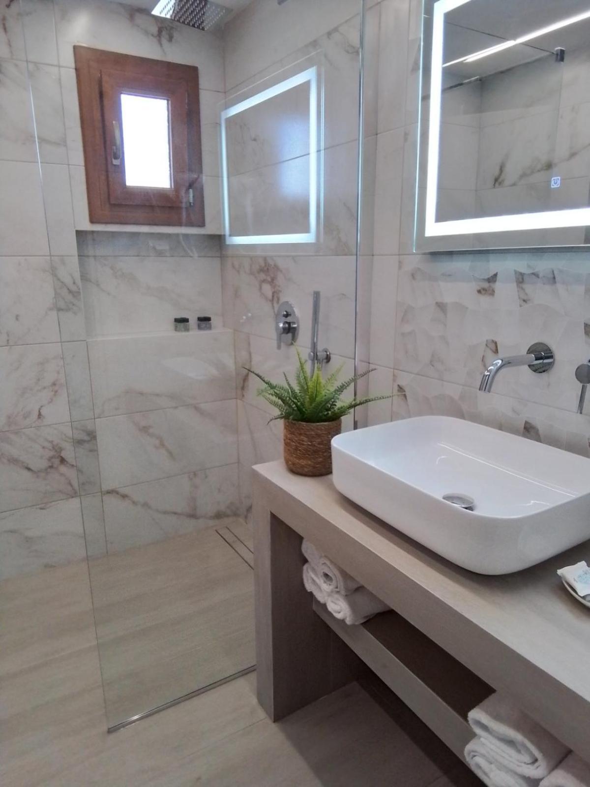 Kallikratia Suites 1 Nea Kallikrateia Buitenkant foto